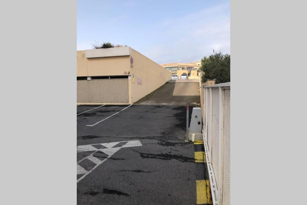 3 Etoiles Studio 4 Couchages Residence Port Cros A Sète Exteriör bild